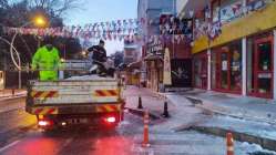 Körfez’de yollara 2 bin 750 ton tuz döküldü