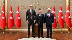 MHP Kocaeli Milletvekili Saffet Sancaklı ve MHP İl Başkanı Tuncay Batı, Vali İlhami Aktaş’ı ziyaret etti