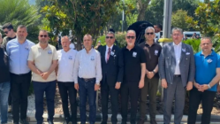 Yıldızlı ve Gökçe'den Manisa'da Ferdi Zeyrek'e son görev