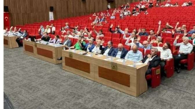 Ulaşlı’daki gençlik merkezine Burhan Abiş’in adı verilecek