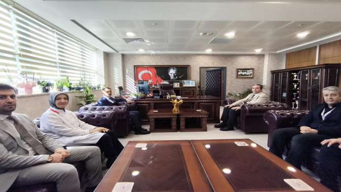 Vali Aktaş, Gölcük Necati Çelik Devlet Hastanesine ziyarette bulundu