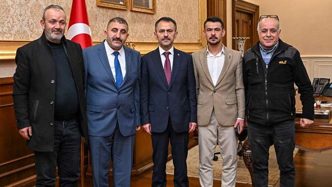 Vali İlhami Aktaş, Kocaeli Pazarcılar Odası Başkanı ve yönetimini ağırladı
