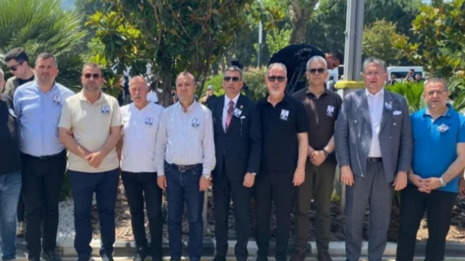 Yıldızlı ve Gökçe'den Manisa'da Ferdi Zeyrek'e son görev