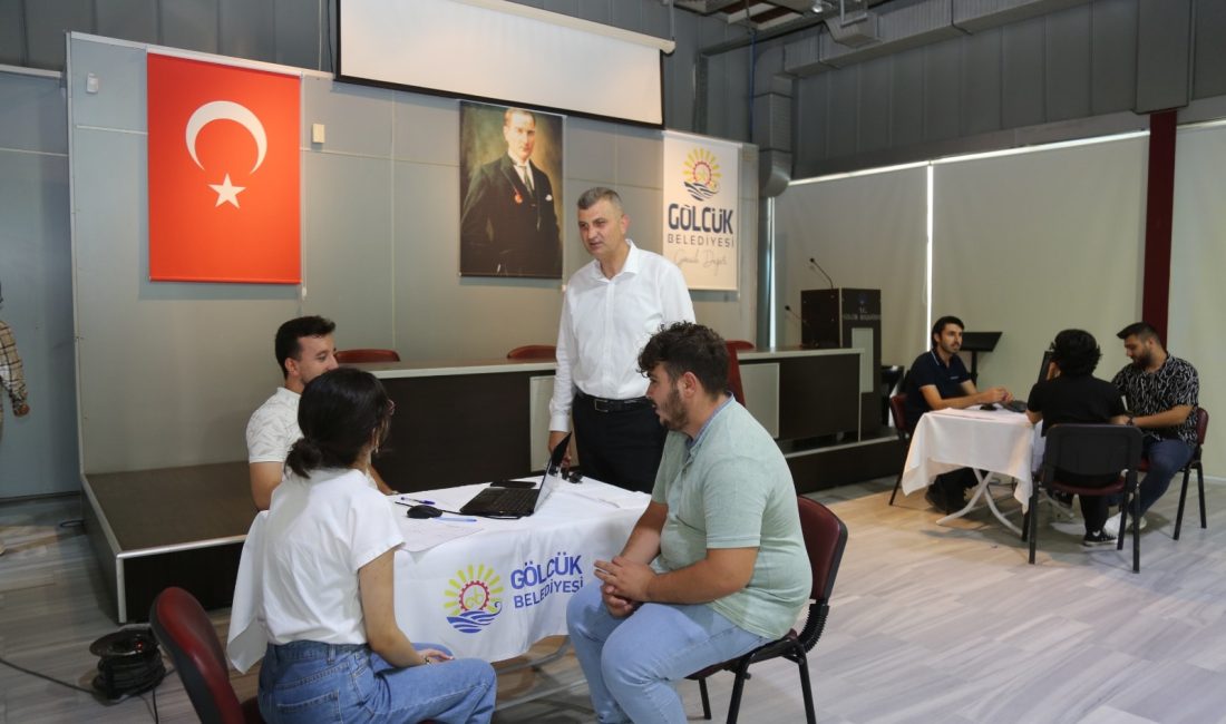 Gölcük Belediyesi, her yıl olduğu gibi Yüksek Öğretim Kurumları Sınavı’nda