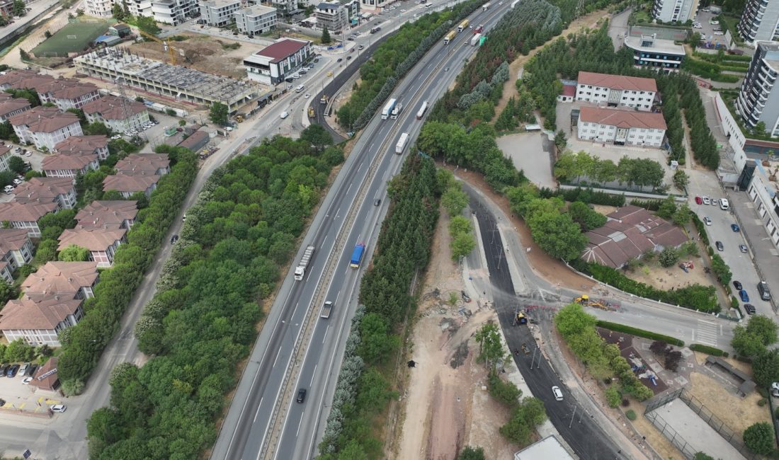 Büyükşehir kent trafiğini rahatlatmaya yönelik kritik dokunuşlara devam ediyor;

