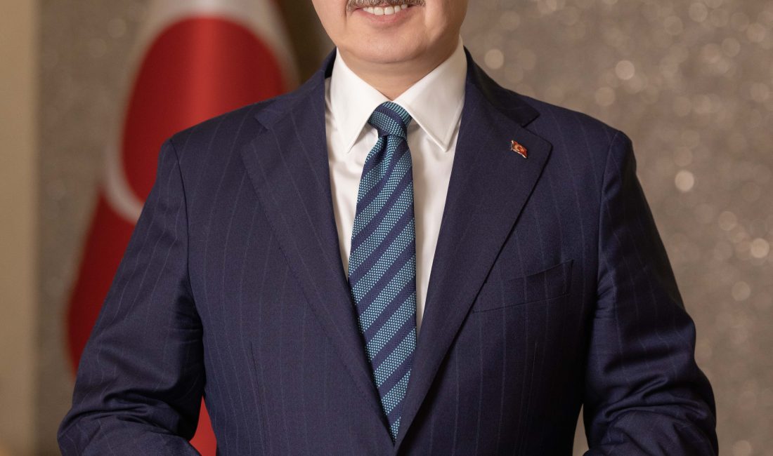 Kocaeli Büyükşehir Belediye Başkanı Doç.Dr.Tahir Büyükakın, 15 Temmuz Demokrasi ve