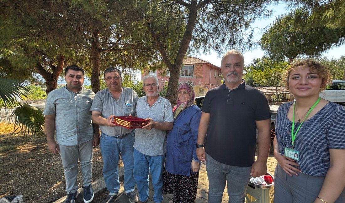 İzmit Belediyesi Kıbrıs gazilerimizden Mehmet Ali Zağlı ve Sait Battal