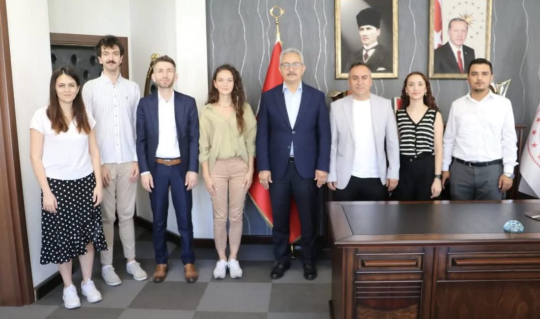 Kocaeli Taşköprülüler Derneği, eğitime verdiği değerle dikkat çeken örnek bir