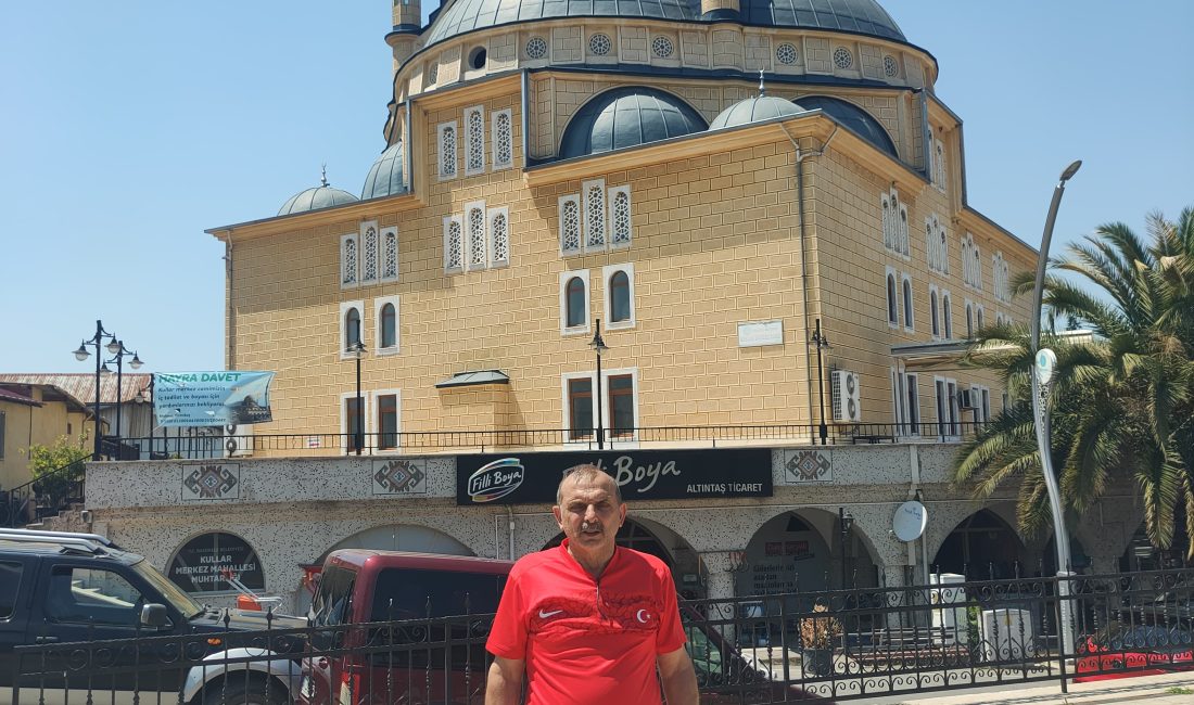 Başiskele’de 2006 yılında yapımı tamamlanarak ibadete açılan Başiskele Kullar Merkez