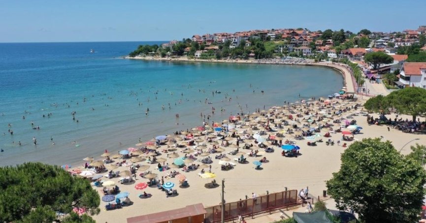 Kocaeli'nin Kandıra ilçesinde olumsuz deniz şartları sebebiyle cuma ve cumartesi