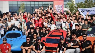 Kocaeli'nin Gebze ilçesindeki Bilişim Vadisi’nde düzenlenen Robotaksi Binek Otonom Araç