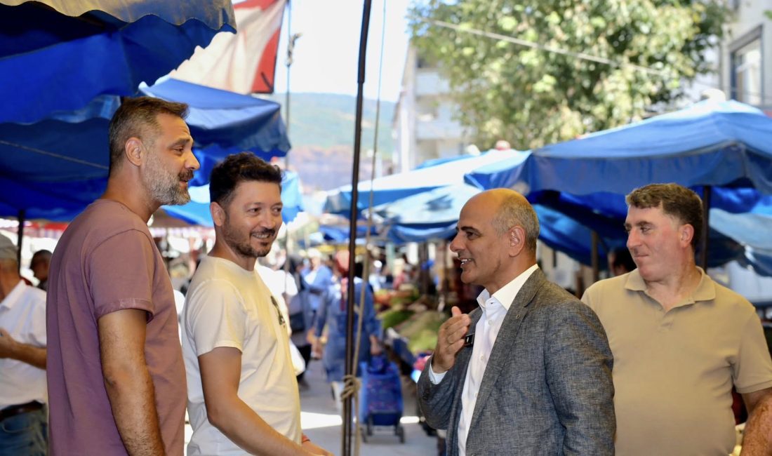 Körfez Belediye Başkanı Şener Söğüt, Mimar Sinan Mahallesi’nde önce Pazarı