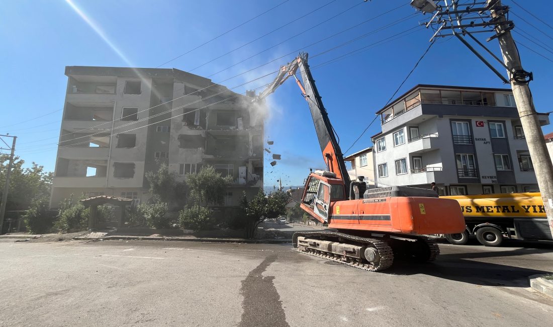 Kocaeli Büyükşehir Belediyesi, kent genelinde güvenli yaşam alanlarının oluşturulması amacıyla