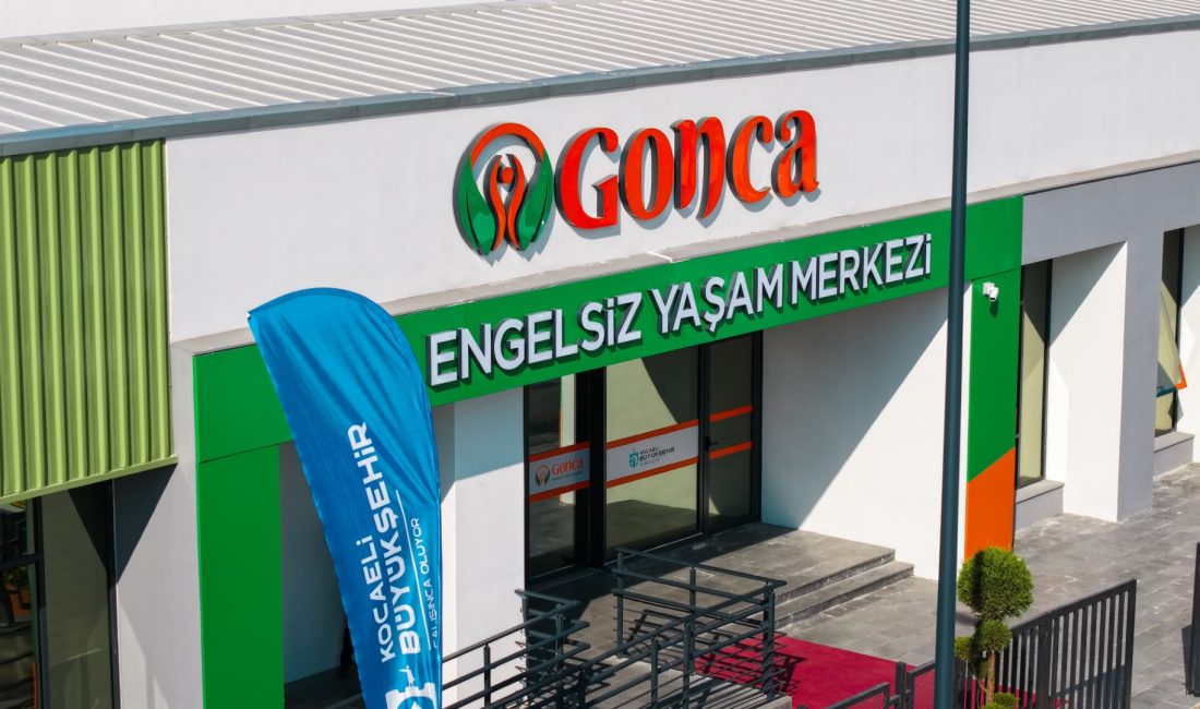 Kocaeli Büyükşehir Belediyesi’nin İzmit’te hizmete sunduğu Gonca Engelsiz Yaşam Merkezi’nde