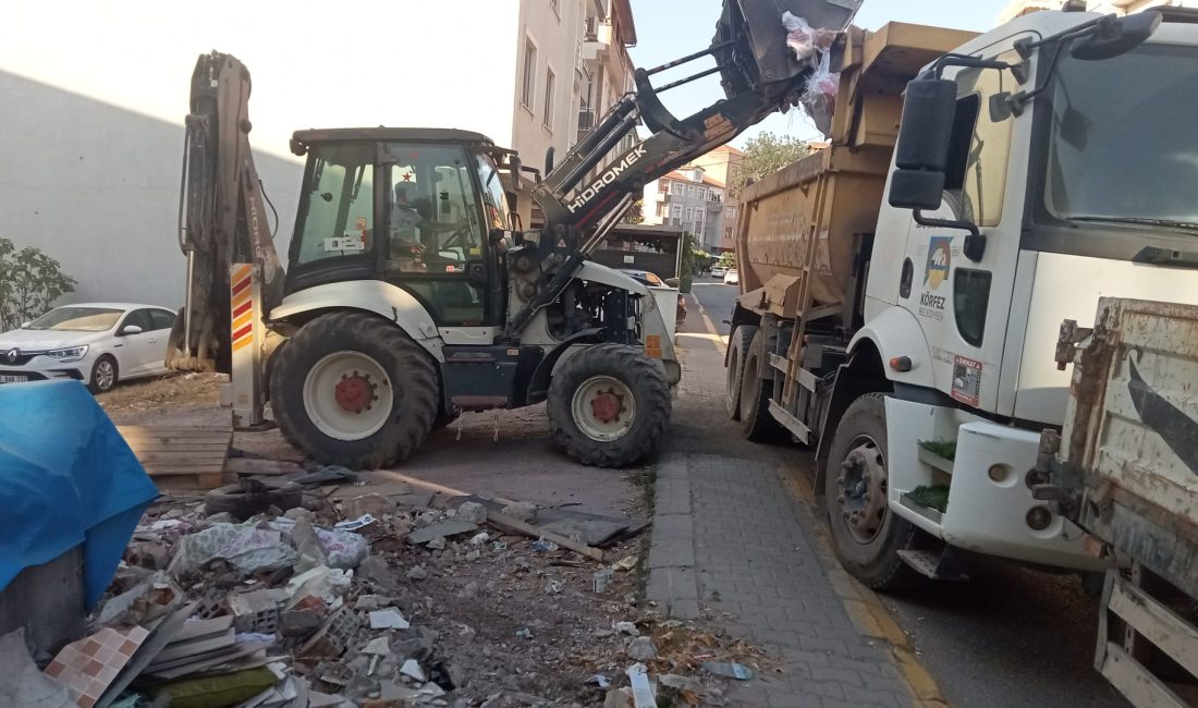 Körfez Belediyesi Temizlik İşleri Müdürlüğü ekipleri, kötü görüntüye sebebiyet veren,
çöp