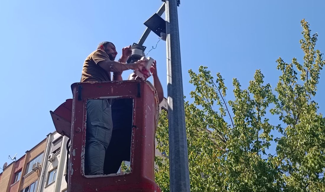 İzmit Belediyesi, çevre temizliği ve kent estetiğini korumak amacıyla başlattığı