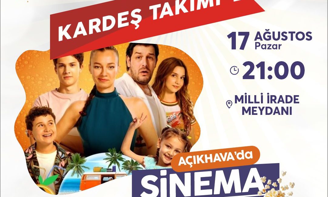 Büyükşehir Belediyesi, Milli İrade Meydanı’nda düzenlediği açık havada sinema keyfini