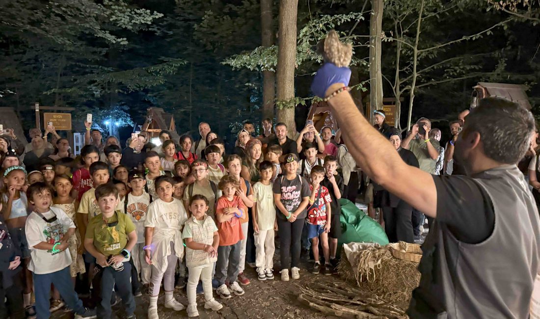 Büyükşehir Belediyesi, Yaz etkinlikleri kapsamında Ormanya’da çocuklara yönelik gece yürüyüşü