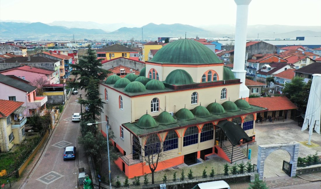 Kocaeli Büyükşehir Belediyesi, vatandaşların ibadetlerini daha temiz ve huzurlu ortamlarda
