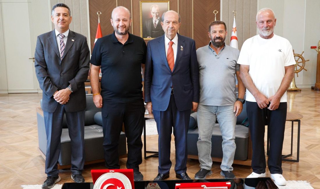 İbrahim Bıyıklı’dan Cumhurbaşkanı Tatar’a Kocaelispor forması İlimizin tanınmış iş insanlarından Altınoluk Pastaneleri sahibi İbrahim Bıyıklı, Kuzey
Kıbrıs