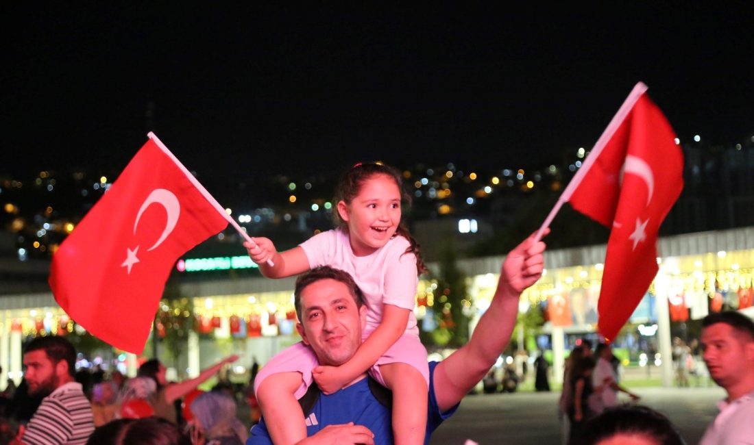 Kocaeli Büyükşehir Belediyesi, Büyük Zaferin 103. Yıldönümü’nü İzmit Milli İrade