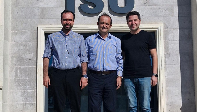 Kocaeli’nin genç ve başarılı iş insanlarından Mali Müşavir Ferhat Selvi,