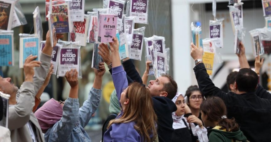 Kocaeli'de 15'incisi 4-12 Ekim'de düzenlenecek Uluslararası Kitap Fuarı'nda, 4 bin