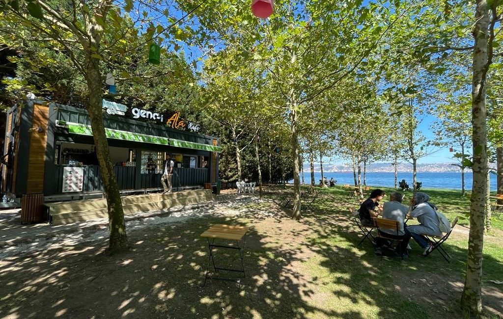 Başiskele Belediyesi tarafından hizmete alınan Genc-i Âlâ Kafe’ler vatandaşların bu