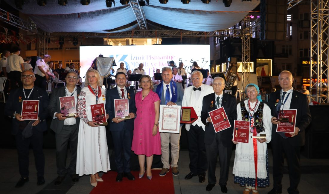 13. Uluslararası İzmit Pişmaniye Müzik ve Dans Festivali kapsamında dünyanın