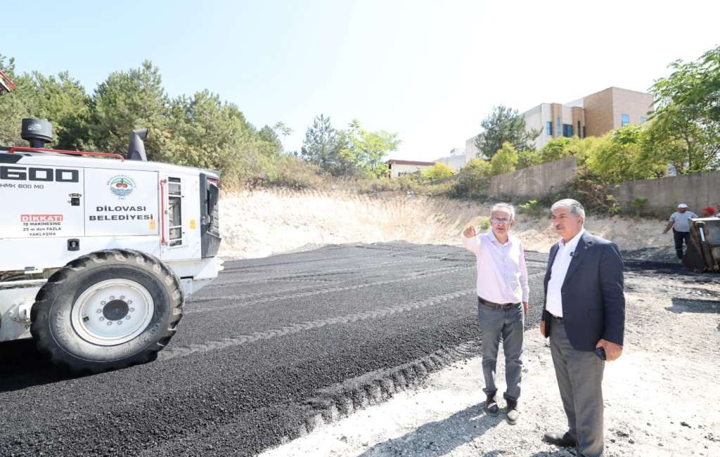 Dilovası Belediye Başkanı Ramazan Ömeroğlu, ilçede vatandaşların yaşamını kolaylaştıracak ve