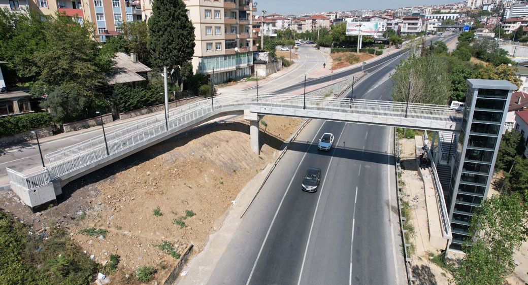 Kocaeli Büyükşehir Belediyesi’nin Gebze Eskihisar Feribot Yolu üzerinde inşa ettiği
