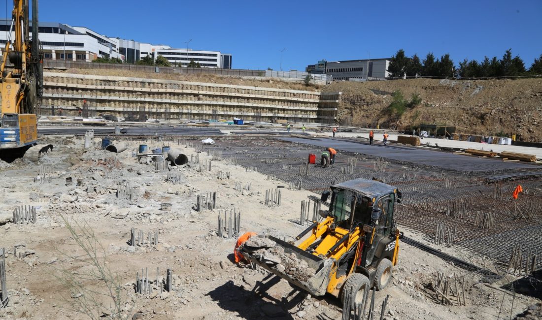 Kocaeli Büyükşehir Belediyesi’nin Umuttepe Kampüsü’nde projelendirdiği cami ve otopark inşasında