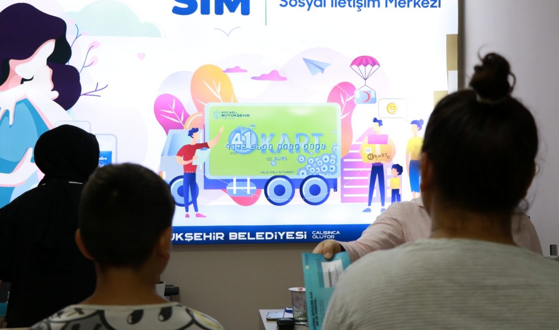 Kocaeli Büyükşehir Belediyesi, sosyal yardım alan ailelerin çocuklarına 41 Kart