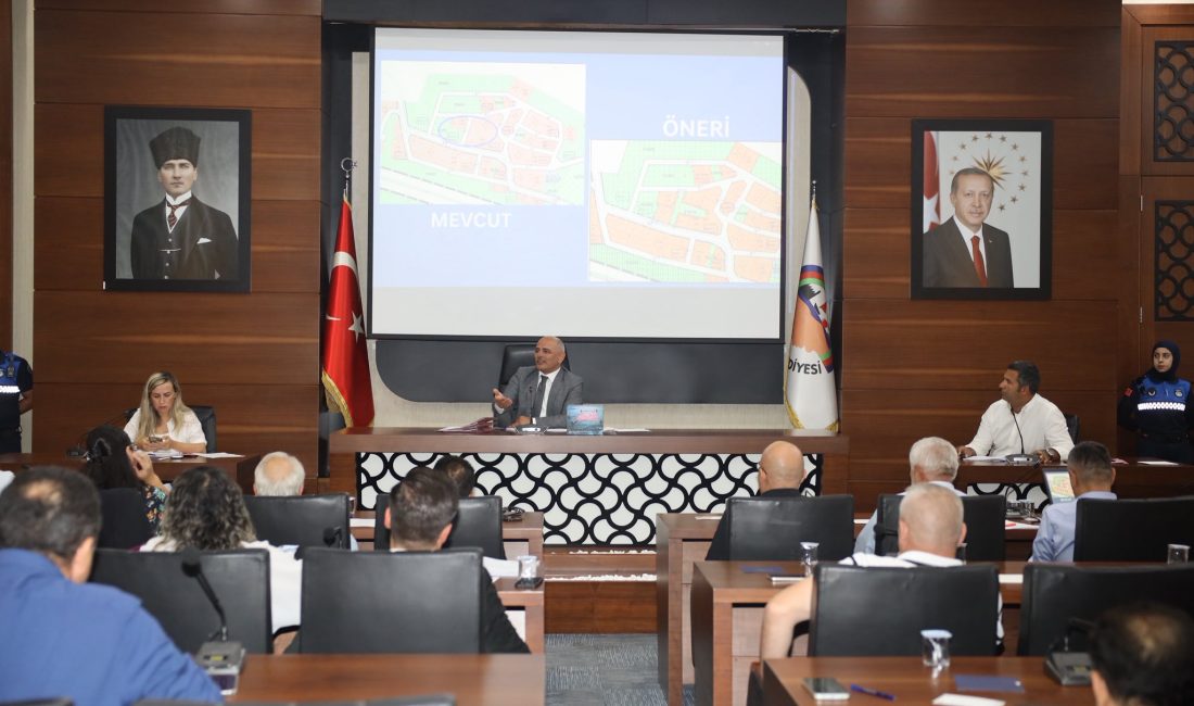 Körfez Belediyesi’nin eylül ayı meclis toplantısı Başkan Şener Söğüt başkanlığında