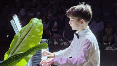 Başiskele Belediyesi tarafından hizmet vermeye devam eden Müzik Okulları’nda güz