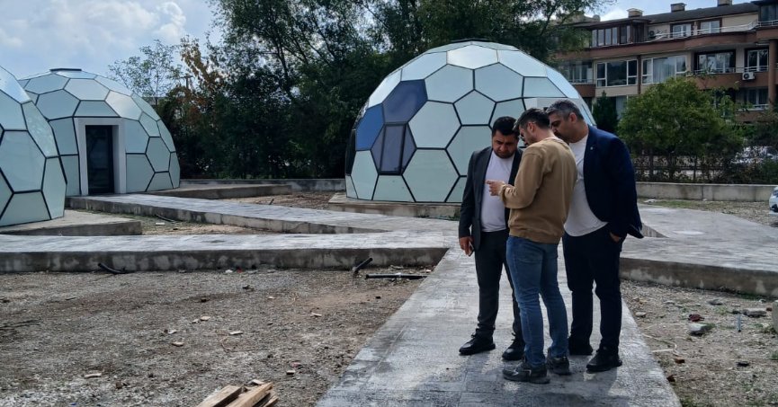 İzmit Belediyesinin vizyon projelerinden Tekno Garaj’da çalışmalar tüm hızıyla sürerken,