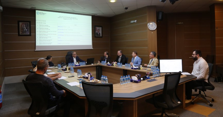 Kocaeli Büyükşehir Belediyesi’nin haftalık olağan encümen toplantısı Genel Sekreter Hayri