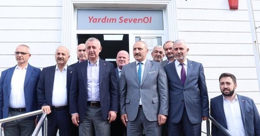 Başkan Büyükakın, Gebze’de STK temsilcileri, esnaflar ve vatandaşlarla bir araya