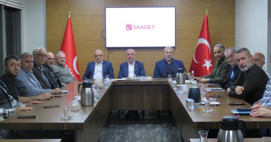 Saadet Partisi İl Başkanı Recep Sarıdoğan, haftalık il yönetim kurulu