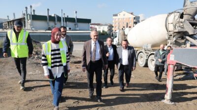 Eğitime büyük önem veren ve bu doğrultuda ilçede birçok projeyi