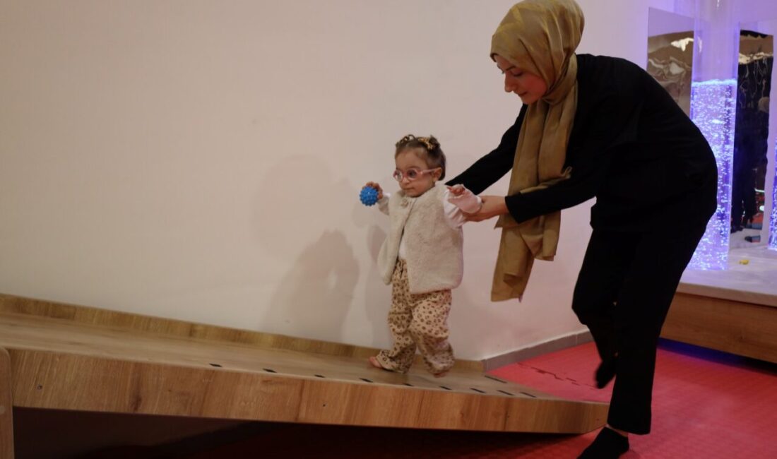 Kocaeli Büyükşehir Belediyesi bünyesinde hizmet veren Gonca Engelsiz Yaşam Merkezi,