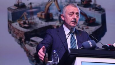 Kocaeli’de başlayan 10. Geoteknik Sempozyumu, iki gün boyunca alanında uzman