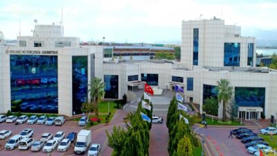 Kocaeli Büyükşehir Belediyesi ve iştiraklerinde görev yapan 16 bin 400