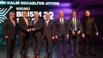 Kocaeli Kongre Merkezi’nde başlayan Bilişim Fuarı, yapay zekâdan siber güvenliğe,