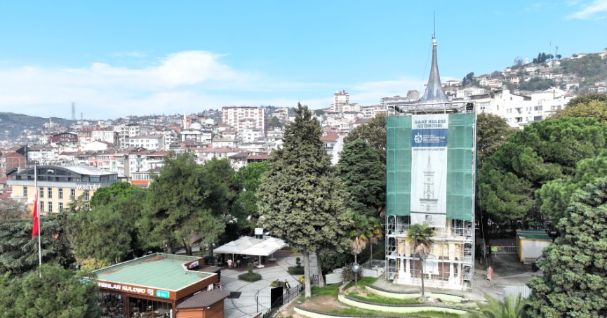 Kocaeli Büyükşehir Belediyesi, kentin 125 yıllık sembol yapısı olan Saat