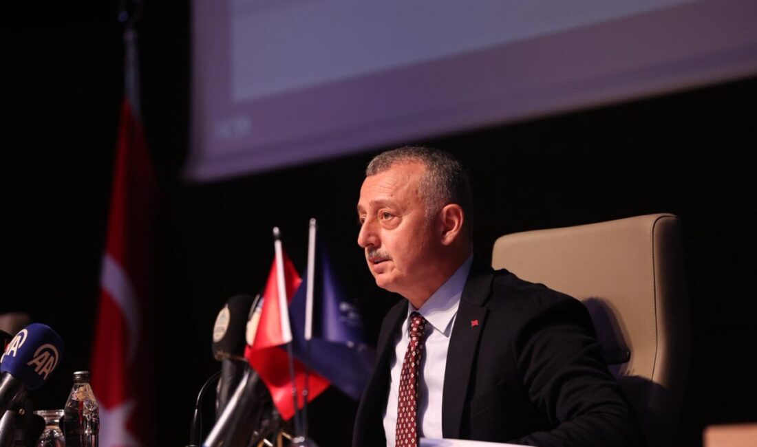 Büyükakın açıkladı: İzmit Belediyesi, Gebze’deki gibi şikayet gelince bakın ne