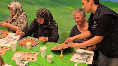 Kocaeli Büyükşehir Belediyesi bünyesinde, İzmit’in gözde mekanı Saat Kulesi yanında