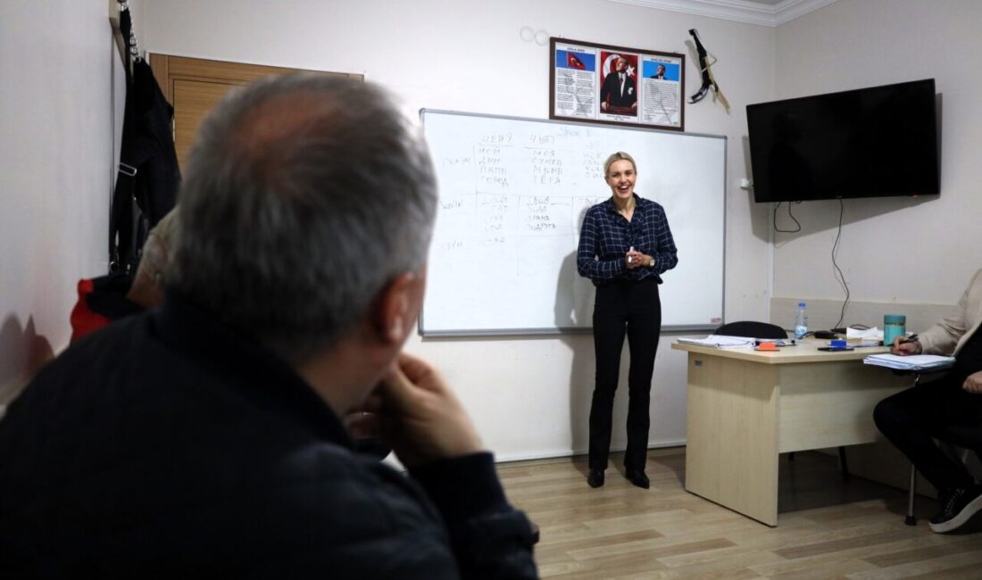 Kocaeli Büyükşehir Belediyesi Meslek ve Sanat Eğitimi Kursları (KO-MEK), pek