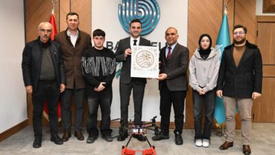 Başiskele Belediye Başkanı M. Yasin Özlü, 56. TÜBİTAK Lise Araştırma