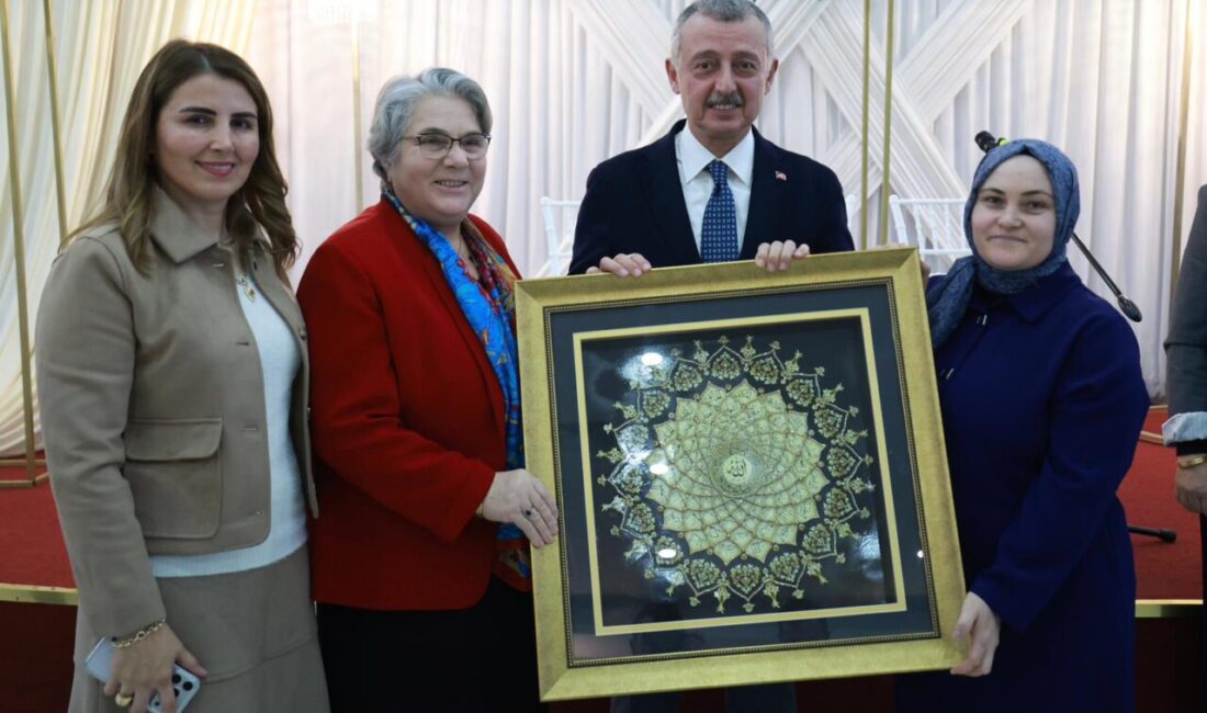 Kocaeli Büyükşehir Belediye Başkanı Tahir Büyükakın, Regaip Kandili’ne özel olarak